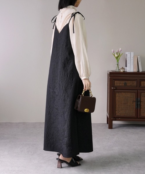 IAMUSE（アイアミューズ）の「【1枚で2シーンの装い。】前後2WAY肩紐リボンキャミワンピース/ふくれジャガード/無地 S0911【IAMUSE】（ワンピース・レディース・ブラック/ブラック系その他・FREE）」の14枚目の写真