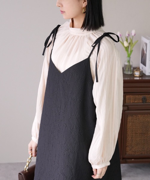 IAMUSE（アイアミューズ）の「【1枚で2シーンの装い。】前後2WAY肩紐リボンキャミワンピース/ふくれジャガード/無地 S0911【IAMUSE】（ワンピース・レディース・ブラック/ブラック系その他・FREE）」の10枚目の写真