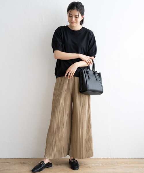 ikka（イッカ）の「【親子コーデ】さらっとプリーツワイドパンツ（その他パンツ・レディース・ブラック/イエロー/ネイビー/ベージュ/その他1/グリーン・S/M/L）」の15枚目の写真