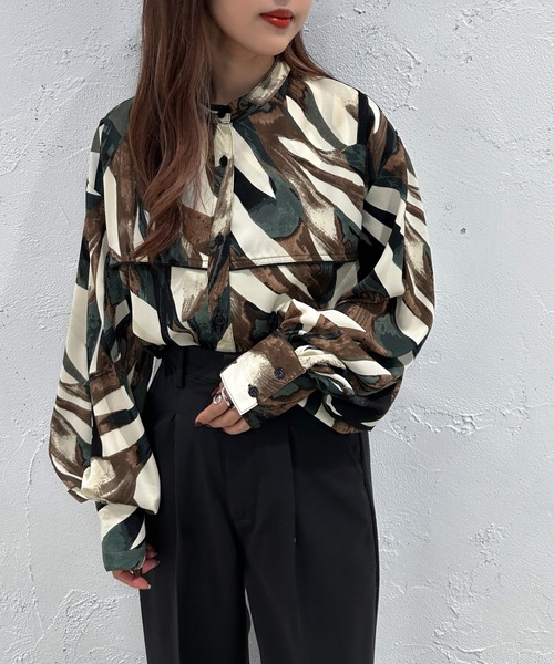 apres jour mignon（アプレジュールミニョン）の「バンドカラー柄シャツ【ZOZOTOWN限定アイテム】（シャツ/ブラウス・レディース・グリーン/パープル/イエロー・X-LARGE/フリー）」の6枚目の写真