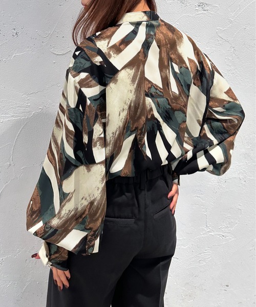 apres jour mignon（アプレジュールミニョン）の「バンドカラー柄シャツ【ZOZOTOWN限定アイテム】（シャツ/ブラウス・レディース・グリーン/パープル/イエロー・X-LARGE/フリー）」の7枚目の写真