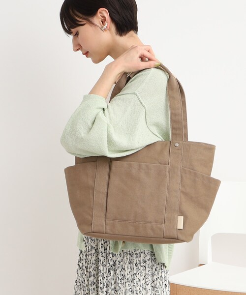 SHOO・LA・RUE（シューラルー）の「◆キャンバス トートバッグ（トートバッグ・レディース・アイボリー/チャコールグレー/ブルー・00）」の6枚目の写真
