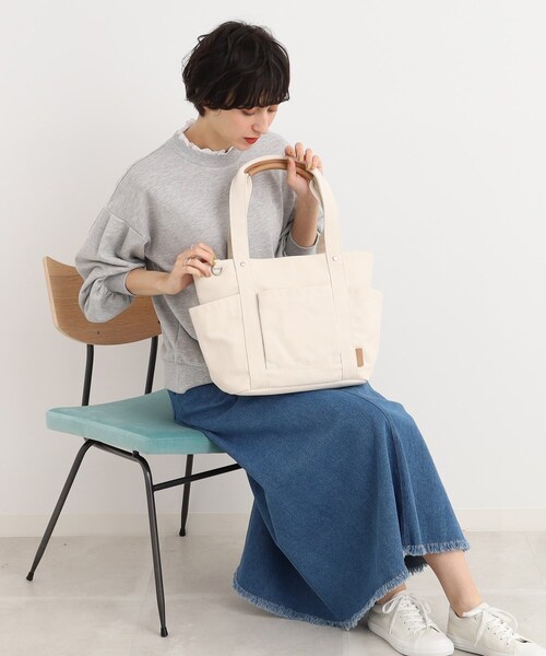 SHOO・LA・RUE（シューラルー）の「◆キャンバス トートバッグ（トートバッグ・レディース・アイボリー/チャコールグレー/ブルー・00）」の5枚目の写真