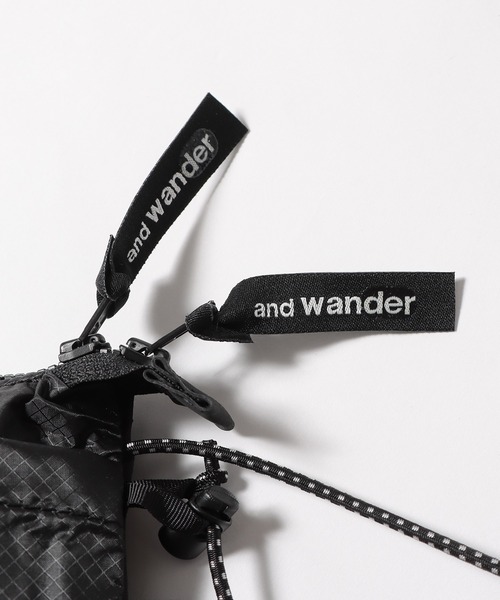 and wander(アンドワンダー)の「and wander/アンドワンダー sil sacoshe サコッシュ(ショルダーバッグ・メンズ・オリーブ/ブラック/ライトブラウン/クリーム・FREE)」の7枚目の写真