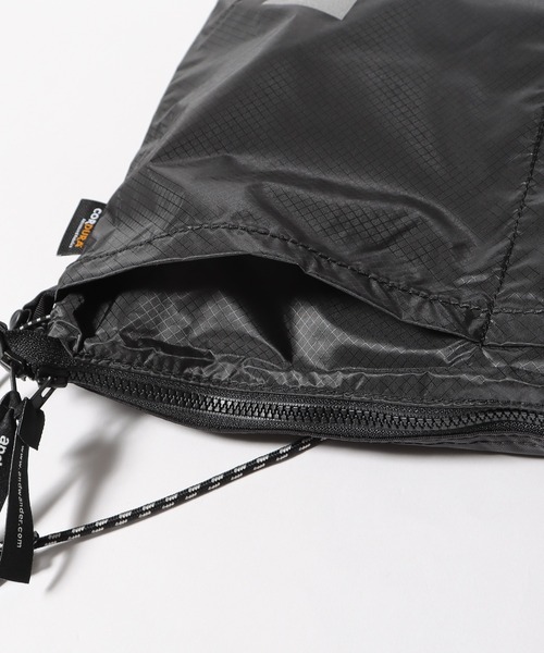 and wander(アンドワンダー)の「and wander/アンドワンダー sil sacoshe サコッシュ(ショルダーバッグ・メンズ・オリーブ/ブラック/ライトブラウン/クリーム・FREE)」の5枚目の写真