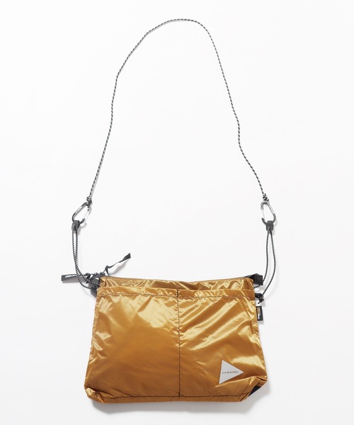 and wander(アンドワンダー)の「and wander/アンドワンダー sil sacoshe サコッシュ(ショルダーバッグ・メンズ・オリーブ/ブラック/ライトブラウン/クリーム・FREE)」の15枚目の写真