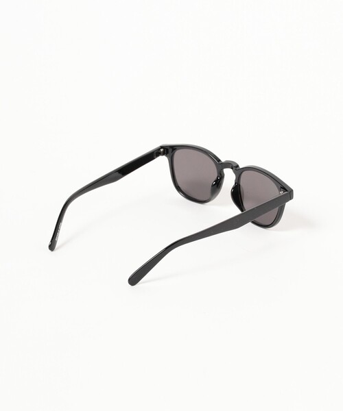 B:MING by BEAMS(ビーミングバイビームス)の「太 フレーム カラー グラス(メガネ・レディース・グレー/ブラック・ONE SIZE)」の8枚目の写真