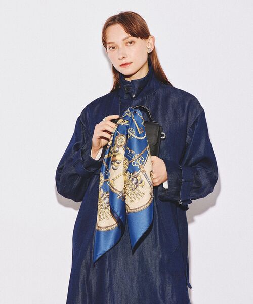 tk.TAKEO KIKUCHI（ティーケータケオキクチ）の「Italy ビッグスカーフ（バンダナ/スカーフ・レディース・ベージュ系3/ネイビー系/ブルー系3/ブルー系4/ブラック系・00）」の15枚目の写真