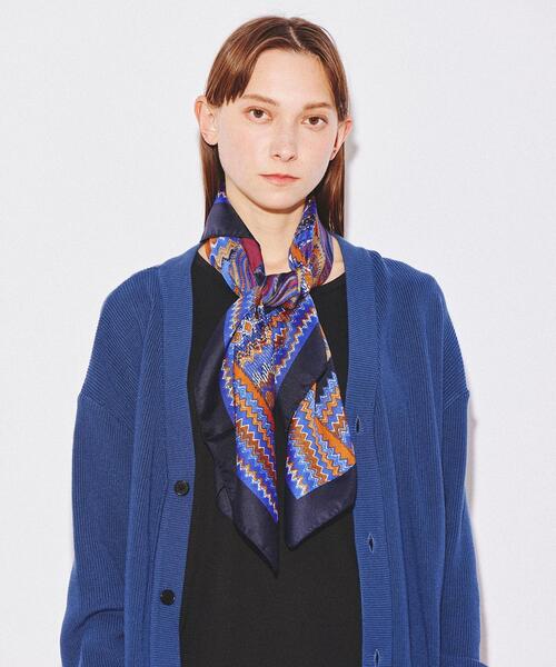 tk.TAKEO KIKUCHI（ティーケータケオキクチ）の「Italy ビッグスカーフ（バンダナ/スカーフ・レディース・ベージュ系3/ネイビー系/ブルー系3/ブルー系4/ブラック系・00）」の18枚目の写真