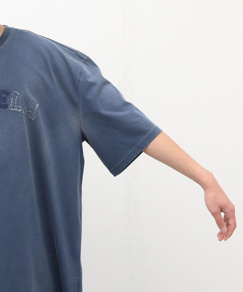 Maison Margiela（メゾンマルジェラ）の「【MAISON MARGIELA / メゾン マルジェラ】college logo tee（Tシャツ/カットソー・メンズ・コバルトブルー・MEDIUM/LARGE）」の11枚目の写真