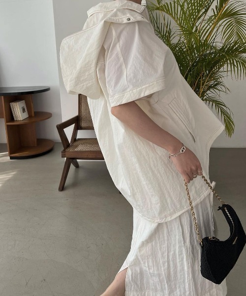 WILLFULLY（ウィルフリー）の「bi color stitch flap pocket pencil nylon SK（スカート・レディース・アイボリー/ブラック・FREE）」の6枚目の写真