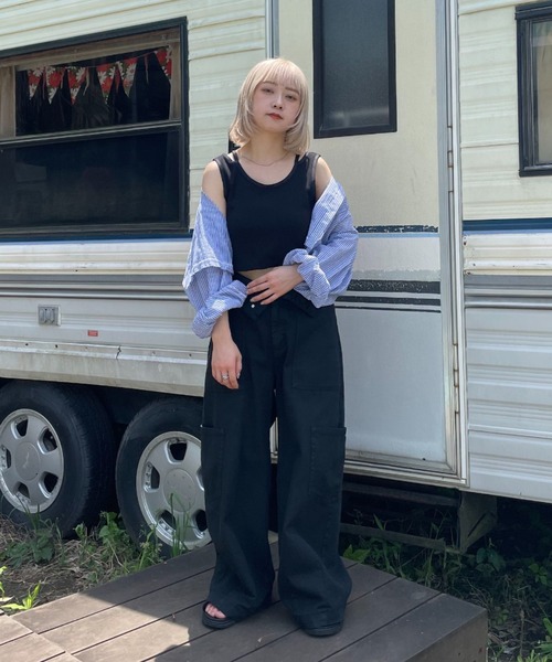 CIAOPANIC(チャオパニック)の「マルチウェイホルターネッククロップドタンクトップ(タンクトップ・レディース・ネイビー/ブラック/ホワイト/ブラウン/ピンク・FREE)」の19枚目の写真