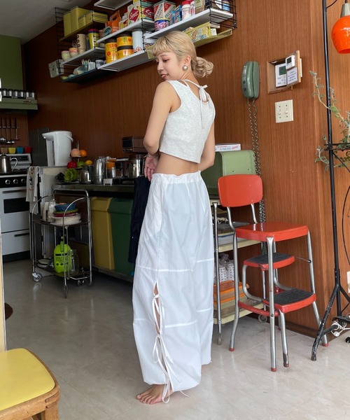 CIAOPANIC(チャオパニック)の「マルチウェイホルターネッククロップドタンクトップ(タンクトップ・レディース・ネイビー/ブラック/ホワイト/ブラウン/ピンク・FREE)」の8枚目の写真