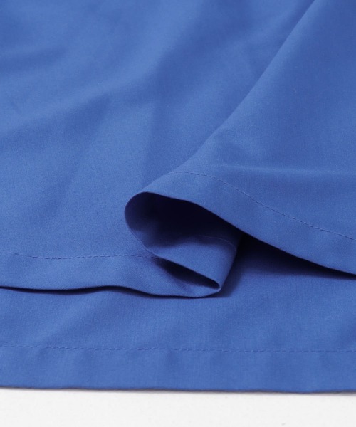 KBF(ケイビーエフ)の「BACKギャザーワイドシャツ(シャツ/ブラウス・レディース・ネイビー/オフホワイト/ブルー/グリーン系その他・ONE)」の21枚目の写真