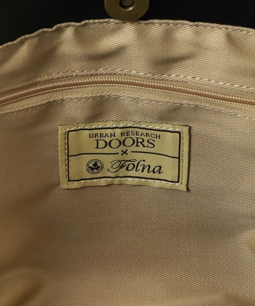 folna（フォルナ）の「『別注』Folna×DOORS　ペーパーバッグS（トートバッグ・レディース・ベージュ/グレー系その他/ベージュ系その他・ONE）」の5枚目の写真