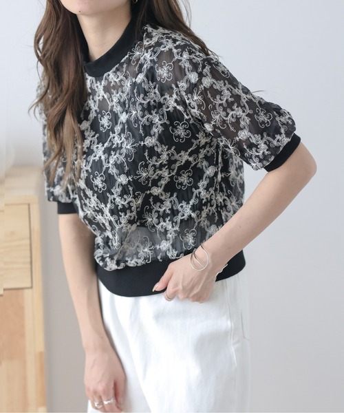 AMELY(エミリー)の「シアー刺繍トップス(その他トップス・レディース・アイボリー/ブラック・フリー)」の5枚目の写真