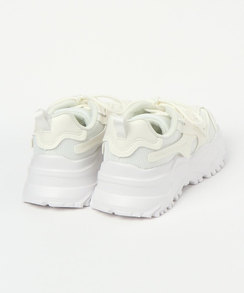 ALAND（エーランド）の「ダッドシューズ 2961837（スニーカー・レディース・ホワイト・MEDIUM/LARGE）」の2枚目の写真
