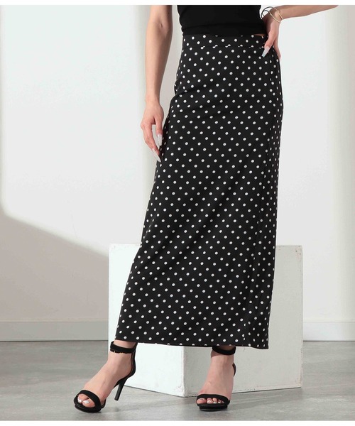 LATINA（ラティーナ）の「ドット柄ロングスカート（スカート・レディース・ブラック/ホワイト・L/M）」の2枚目の写真