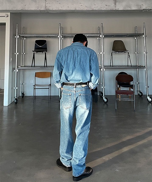 ASCLO(エジュクロ)の「【THE KLOBAL STAGE 韓国アイドル着用】ASCLO Digan Classic Denim Shirt(シャツ/ブラウス・メンズ・ダークブルー・MEDIUM/LARGE)」の17枚目の写真