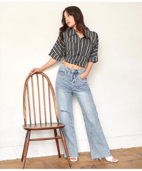 ANAP（アナップ）の「バックリボンクロップドストライプトップスブラウス（シャツ/ブラウス・レディース・ホワイト/ブラック・FREE）」の6枚目の写真