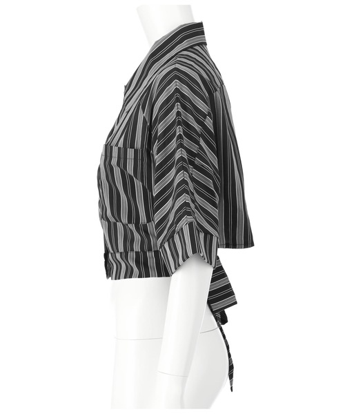 ANAP（アナップ）の「バックリボンクロップドストライプトップスブラウス（シャツ/ブラウス・レディース・ホワイト/ブラック・FREE）」の13枚目の写真