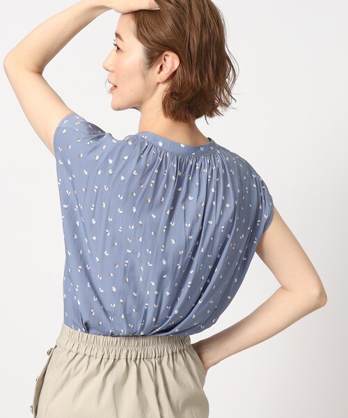 grove(グローブ)の「◆ヴィンテージサテンフレンチスリーブブラウス(シャツ/ブラウス・レディース・アイボリー/チャコール/アイボリー系/アイボリー系4/サックスブルー系・02/03/01/04/05)」の21枚目の写真