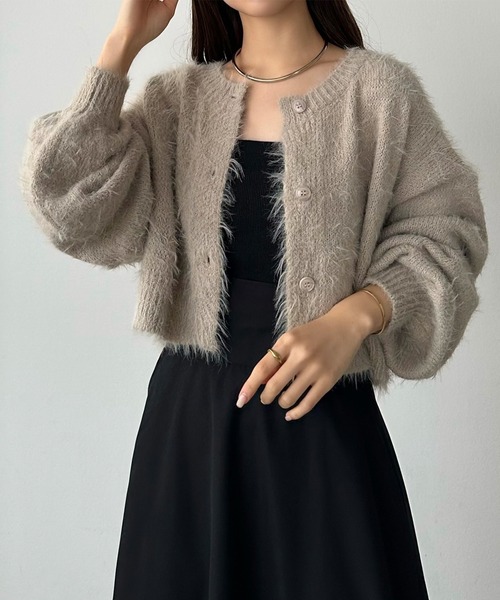 callautia(カラウティア)の「ショートシャギーニットカーディガン(カーディガン/ボレロ・レディース・グレイッシュベージュ/アイボリー/ブラック/ブルー/ライトブラウン・FREE/LARGE/MEDIUM)」の6枚目の写真
