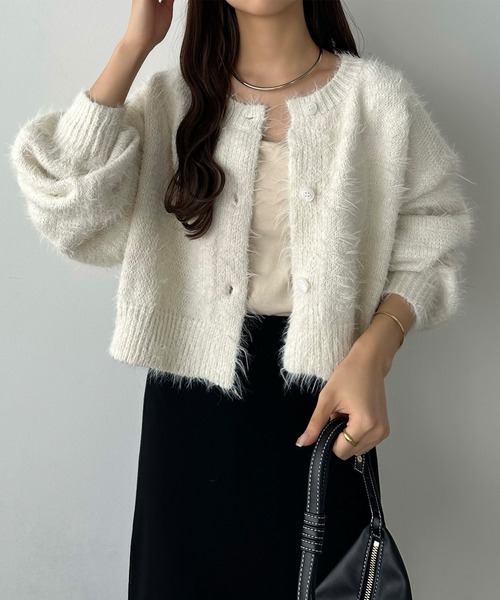 callautia(カラウティア)の「ショートシャギーニットカーディガン(カーディガン/ボレロ・レディース・グレイッシュベージュ/アイボリー/ブラック/ブルー/ライトブラウン・FREE/LARGE/MEDIUM)」の10枚目の写真