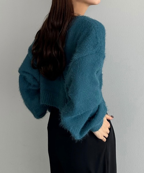 callautia(カラウティア)の「ショートシャギーニットカーディガン(カーディガン/ボレロ・レディース・グレイッシュベージュ/アイボリー/ブラック/ブルー/ライトブラウン・FREE/LARGE/MEDIUM)」の17枚目の写真