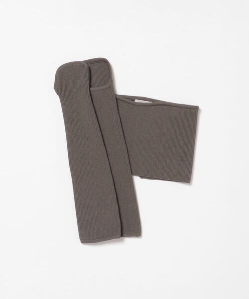 LAATO(ラート)の「BUSTIER ARMWARMERS(ニット/セーター・レディース・ブラウン/ベージュ/ボルドー・FREE)」の2枚目の写真