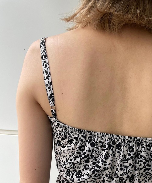 ENVYM(アンビー)の「TINYFLOWERロングワンピース(ワンピース・レディース・ホワイト/ブラック・FREE)」の7枚目の写真