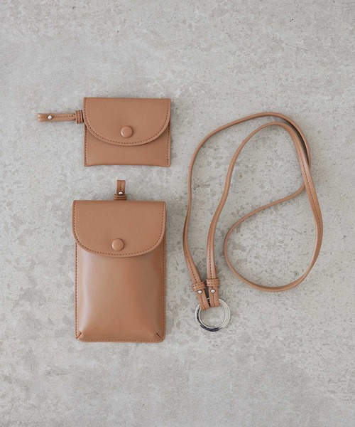 EFOLE(エフォル)の「Smart phone shoulder bag / スマホショルダー バッグ(ショルダーバッグ・レディース・ブラック/キャメル/グリーン/イエロー/グレイッシュブルー・FREE)」の14枚目の写真