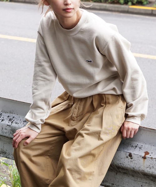 PENNEYS(ぺニーズ)の「PENNEY'S / ペニーズ THE FOX CREW SWEAT フォックス ワンポイント クルーネックスウェット(スウェット・メンズ・チャコールグレー/サンドベージュ/ライトグレー/ブラック/ホワイト/ネイビー/ワイン/ダークグリーン/レッド・SMALL/LARGE/MEDIUM/X-LARGE)」の5枚目の写真