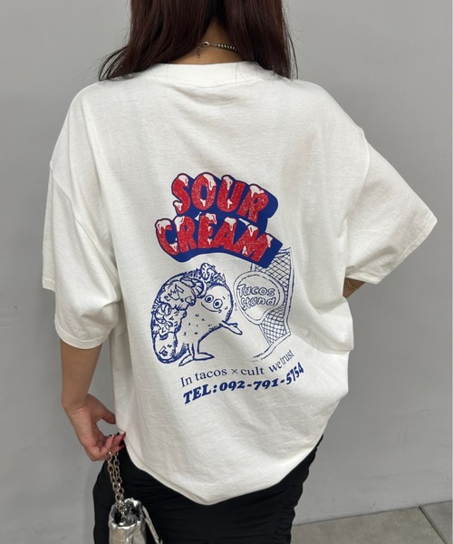tシャツ スソアールタグT レディース セール】【コットン100％】スプレー風ロゴ胸あき短丈Tシャツ（T