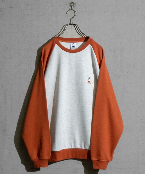 Red Cap Girl（レッドキャプガール）の「【a-r】〔Red Cap Girl/レッドキャップガール〕ワンポイント刺繍 ラグラン クルーネックスウェット（スウェット・メンズ・ネイビー/ダークグレー/カーキ/ブラック/オレンジ/カーキ系1・MEDIUM/LARGE/X-LARGE）」の6枚目の写真