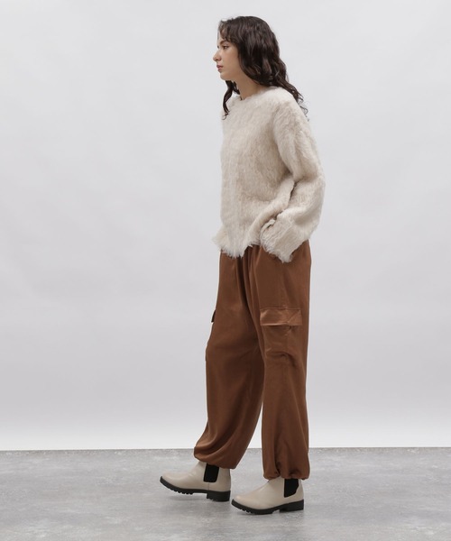 LAKOLE（ラコレ）の「サテンカーゴパンツ / 981218（カーゴパンツ・レディース・ブラック/カーキ/ブラウン・SMALL/MEDIUM）」の8枚目の写真