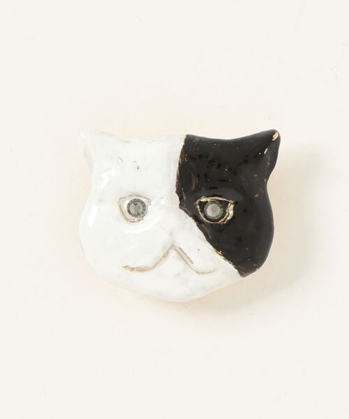 kimonomachi（キモノマチ）の「帯留め 単品 猫の帯留め 日本製 洒落小物 着物、浴衣に 帯どめ 帯留 和装小物　ネコ　パンダ　フレンチブルドッグ　リボン　和装小物（和装小物・レディース・ホワイト/ホワイト×ブラック/ブラック/ホワイト×カーキブラウン/シルバー/ゴールド/ブラック×ホワイト・ONE SIZE）」の17枚目の写真