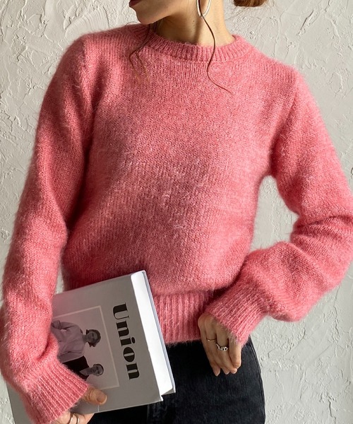 She's Closet(シーズクローゼット)の「ショート丈長袖グリッターラメシャギーニット(ニット/セーター・レディース・アイボリー/ピンク/グレイッシュブルー・FREE)」の3枚目の写真
