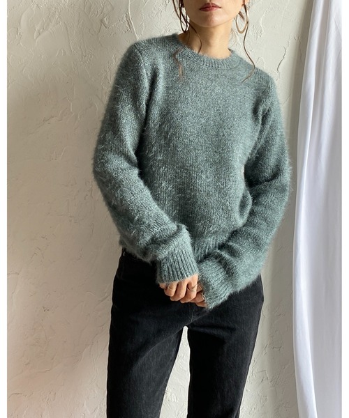 She's Closet(シーズクローゼット)の「ショート丈長袖グリッターラメシャギーニット(ニット/セーター・レディース・アイボリー/ピンク/グレイッシュブルー・FREE)」の5枚目の写真
