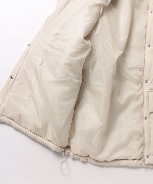 STYLEBLOCK(スタイルブロック)の「ファイバーダウンオーバーサイズミリタリージャケット(ミリタリージャケット・レディース・ホワイト系その他/ブラック/グレイッシュベージュ/オリーブ・M)」の6枚目の写真