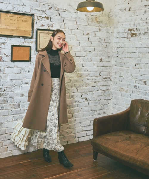 mysty woman（ミスティウーマン）の「フラワー刺繍ニット 992978（ニット/セーター・レディース・グレイッシュブルー/アイボリー/ブラック・FREE）」の4枚目の写真