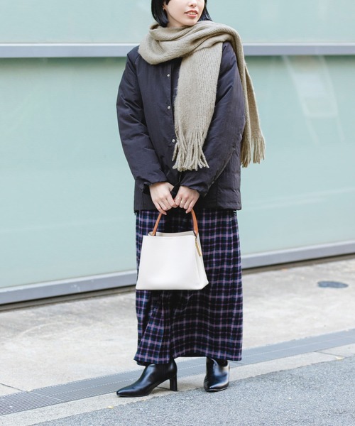 RODE SKO（ロデスコ）の「ラッセル起毛マフラー（マフラー・レディース・オフホワイト/グレー/ミント・ONE）」の7枚目の写真