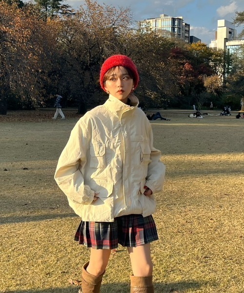 WudgeBoy(ワッジボーイ)の「mulch pocket nylon blouson(ブルゾン・レディース・ネイビー/アイボリー・MEDIUM/LARGE)」の8枚目の写真