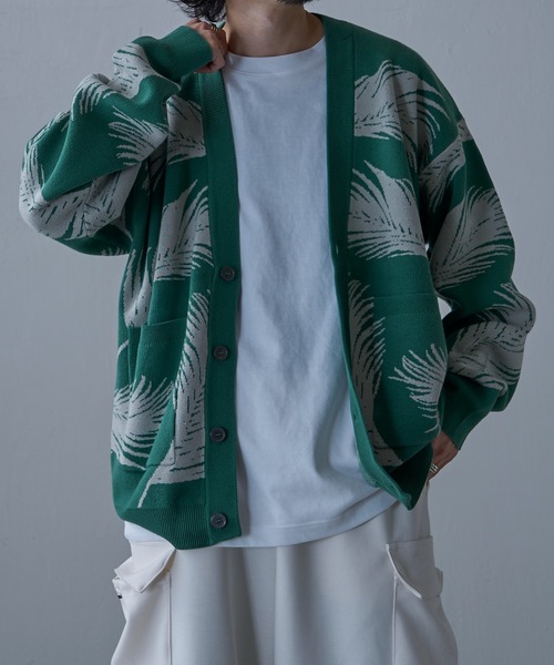 Lui's（ルイス）の「フェザー柄ジャガードニットカーディガン（カーディガン/ボレロ・メンズ・ライトグレー/ブラック/グリーン・M/S）」の3枚目の写真