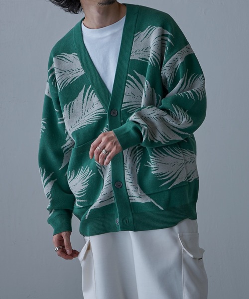 Lui's（ルイス）の「フェザー柄ジャガードニットカーディガン（カーディガン/ボレロ・メンズ・ライトグレー/ブラック/グリーン・M/S）」の14枚目の写真