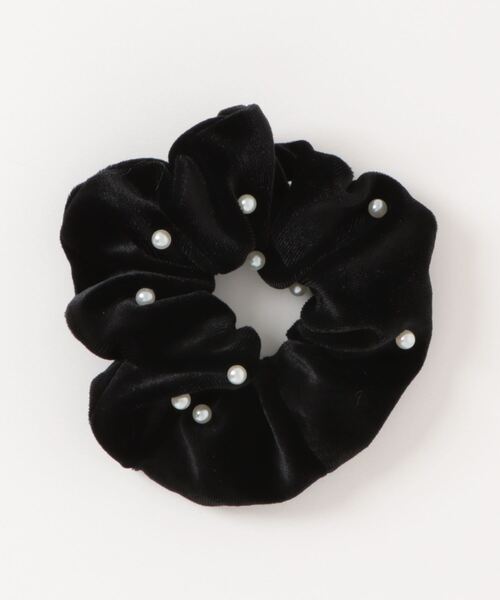 LOWRYS FARM（ローリーズファーム）の「パールツキベロアシュシュ　103368（シュシュ・レディース・ブラック/ベージュ・FREE）」の2枚目の写真