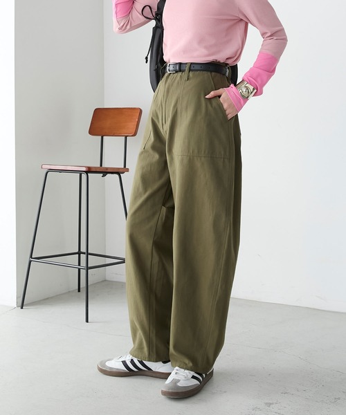 BONLECILL(ボンルシール)の「カーヴィーベイカーパンツ(その他パンツ・レディース・カーキ/アイボリー/ベージュ・L/M/S)」の20枚目の写真