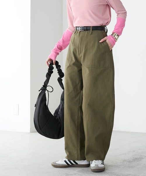 BONLECILL(ボンルシール)の「カーヴィーベイカーパンツ(その他パンツ・レディース・カーキ/アイボリー/ベージュ・L/M/S)」の22枚目の写真