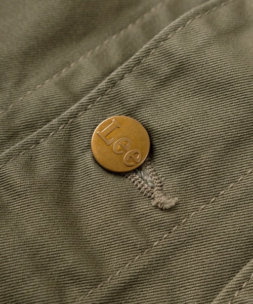 Lee（リー）の「【Lee/リー】ピスネームタグデザイン オーバーサイズ  ツイルカバーオール/ワークジャケット（カバーオール・メンズ・オリーブ/ベージュ・M/L）」の7枚目の写真