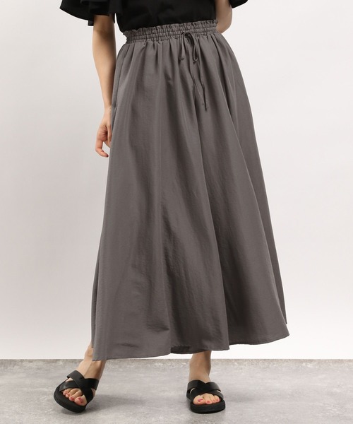 GLOBAL WORK Smile Seed Store（グローバルワーク スマイルシードストア）の「ギャザーフレアイージーパンツ/176127（その他パンツ・レディース・ブルー系その他6/グレー系その他2/チェック/チャコール/グレー系その他/ブラック・LARGE/X-LARGE/MEDIUM/SMALL）」の4枚目の写真